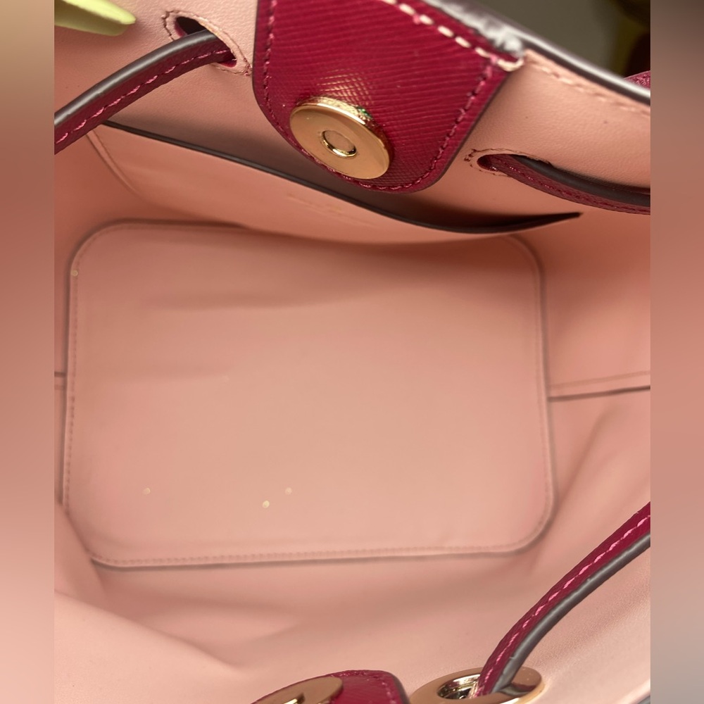 KATE SPADE Darcy Large Bucket Blackberry Preserves - Picture 7 of 7